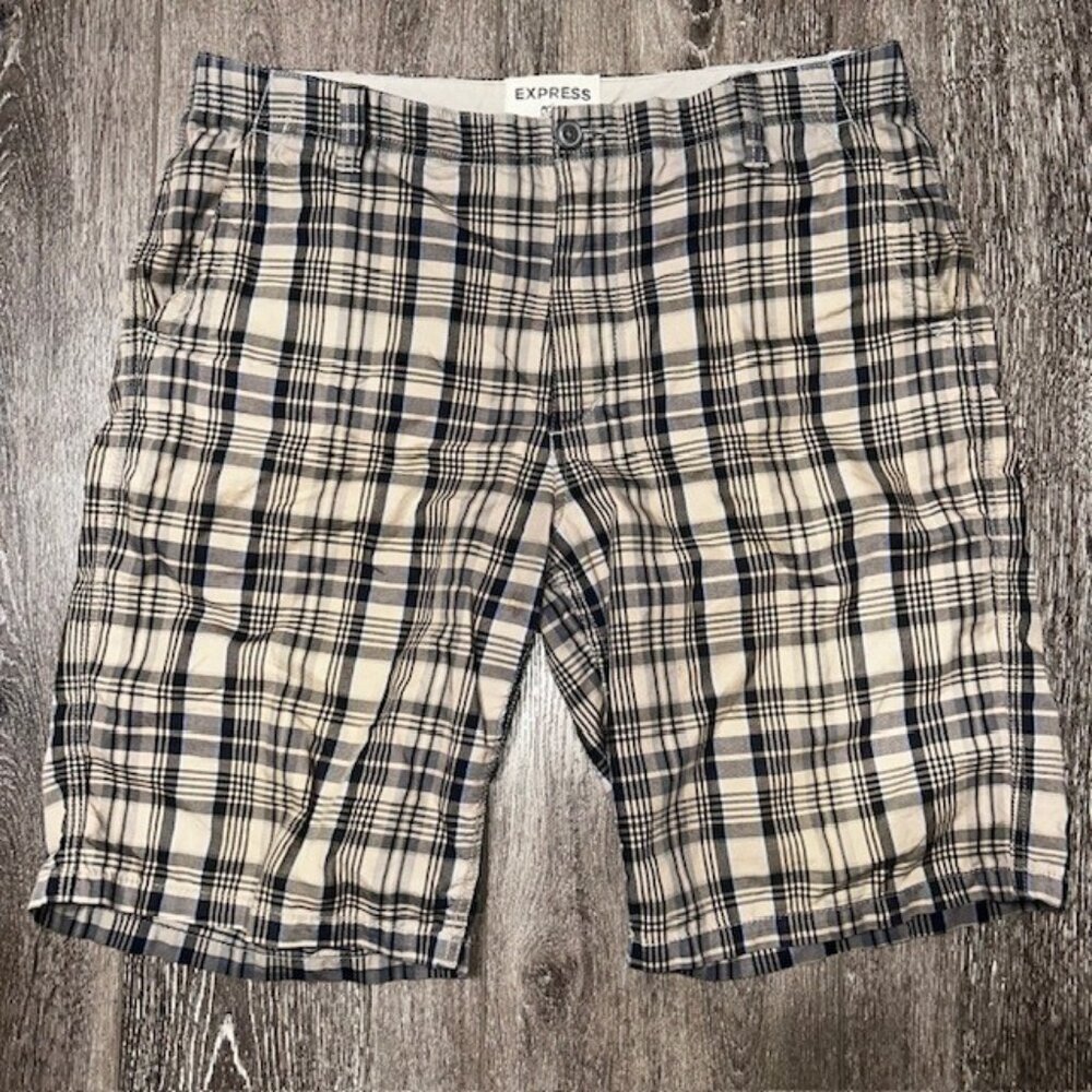 Express Shorts Adult 34 Black Tan Blue Plaid Cotton 11” Inseam Mens